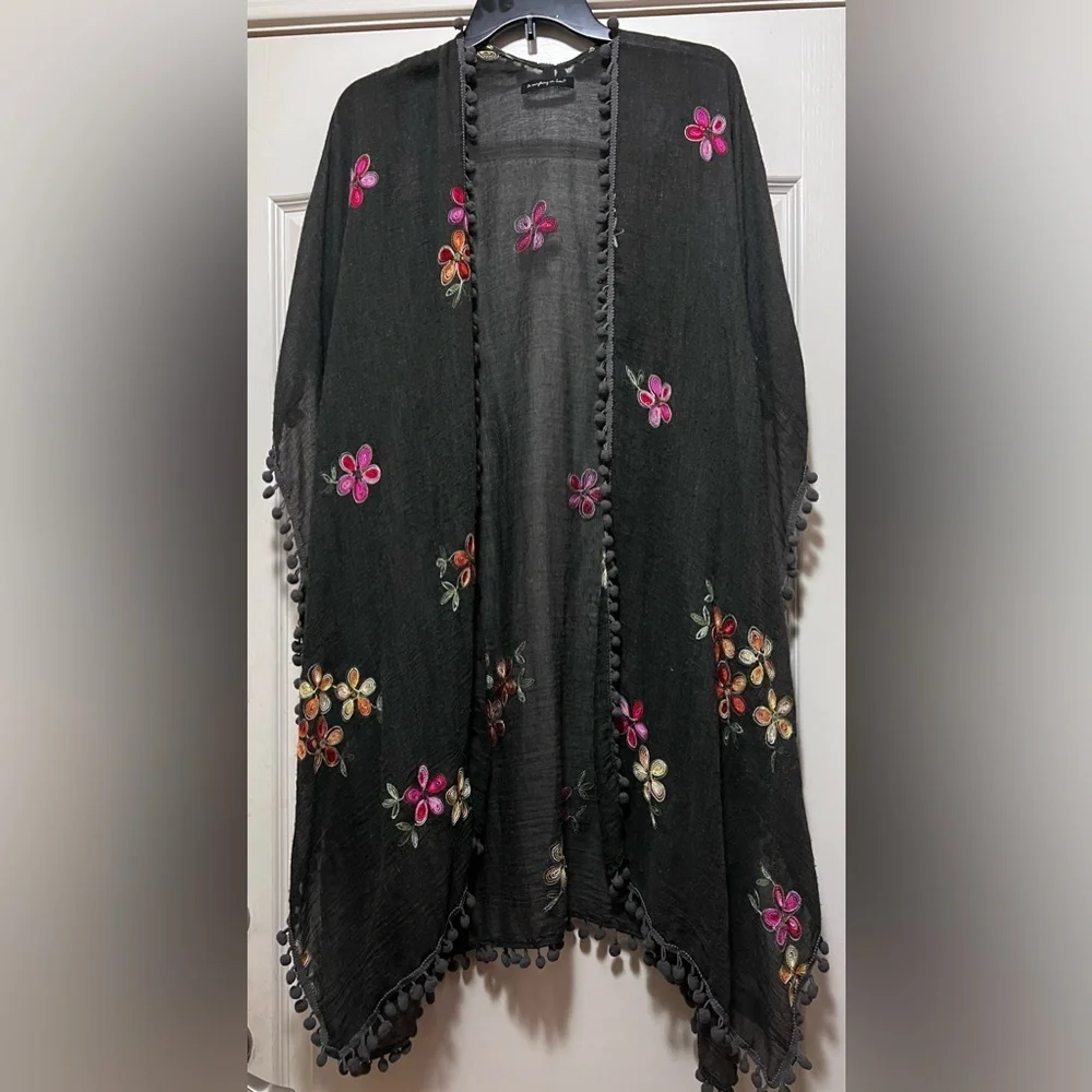 Do Everything in Love Women’s Coverup brown w/embroidered flower detail.One Size - Picture 1 of 4